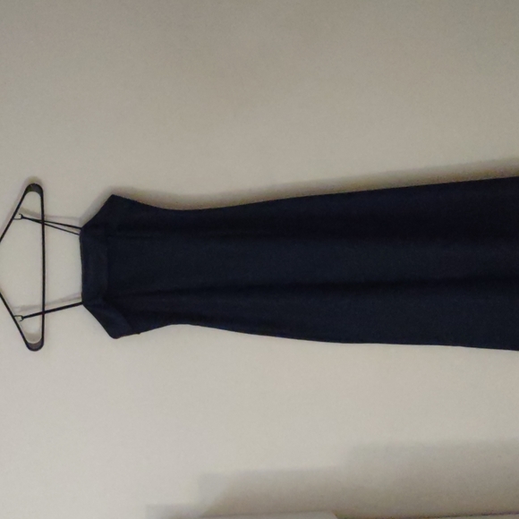Simple Alyssa prom dress - Picture 1 of 3